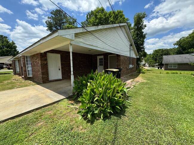 Foto del edificio - 10A Woodcreek Way SW