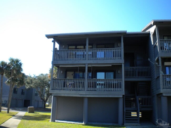 Building Photo - 200 Pensacola Beach Rd