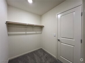Building Photo - 9938 S Ullom Dr