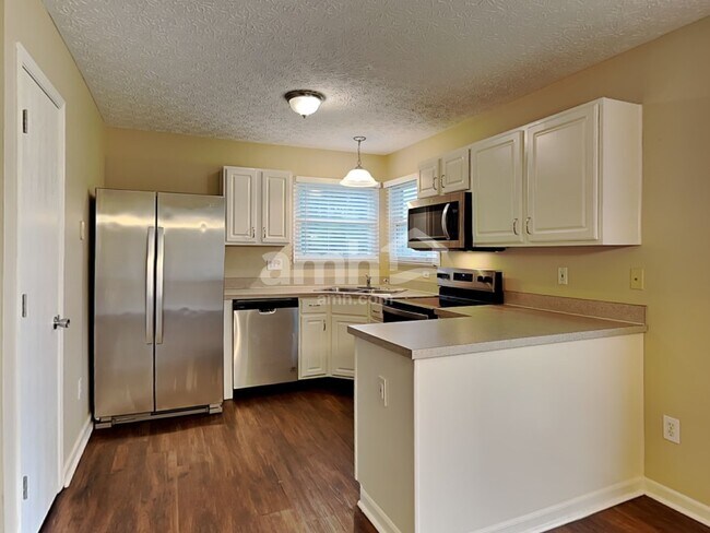 Foto del edificio - 1216 Walker Springs Dr