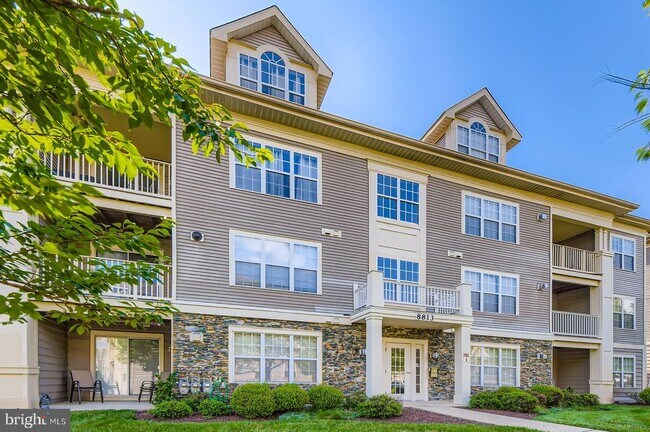 Foto del edificio - 8813 Stoneridge Cir