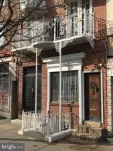 Building Photo - 433 W Girard Ave
