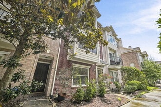 Building Photo - 2913 Crawford St
