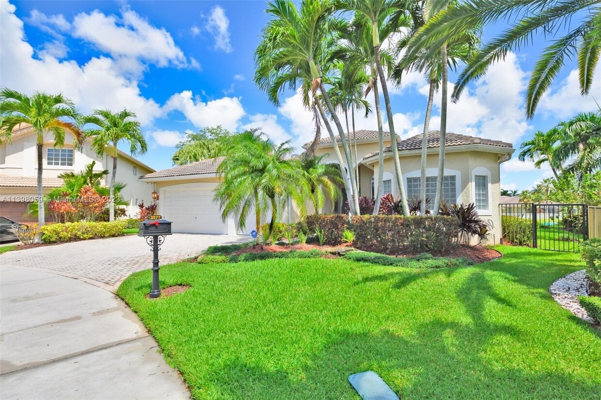 2577 Jardin Pl, Weston, FL 33327 House Rental in Weston, FL