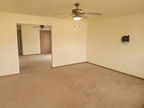 Building Photo - 16880 Huntington Ln