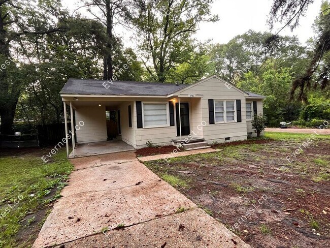 Building Photo - 2786 Brookwood Dr