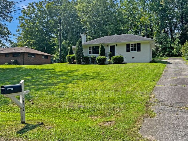 Building Photo - 5509 Swan Dr