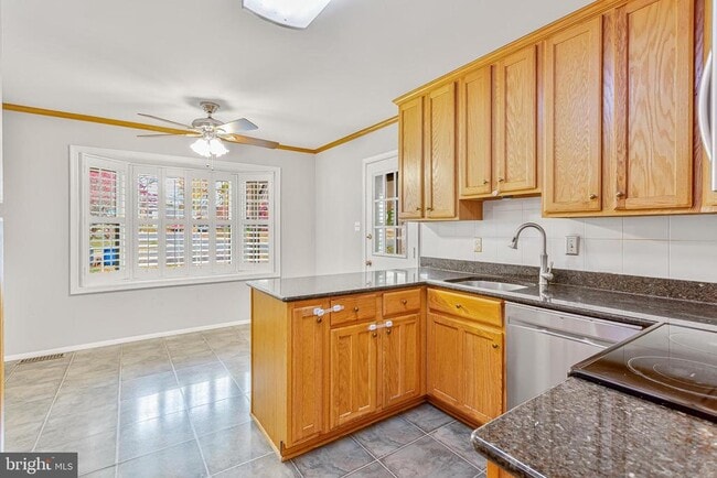 Building Photo - 12027 Cheviot Dr