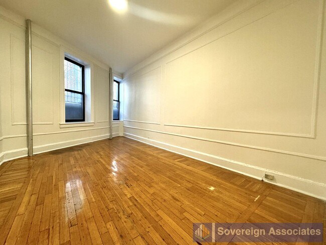Building Photo - 138 Haven Ave
