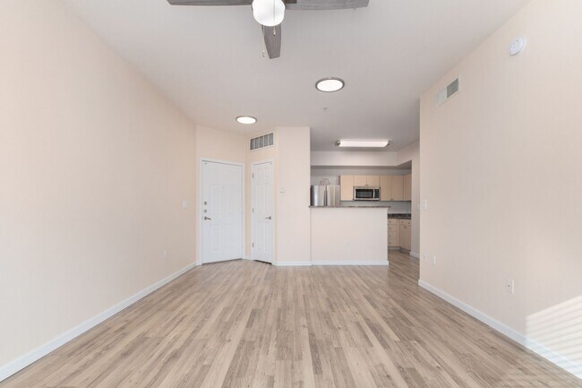 Foto del edificio - 18416 N Cave Creek Rd