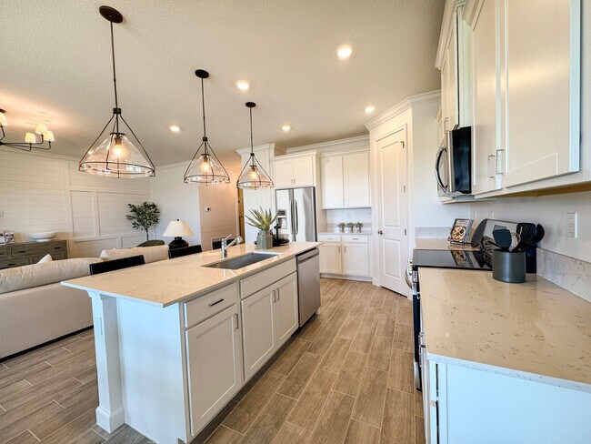 Building Photo - 3569 Angler Dr