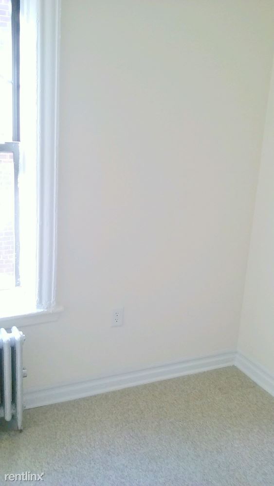 Foto del edificio - 3426 Steinway St