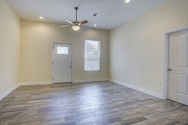 Foto del edificio - 1541 Ashland St