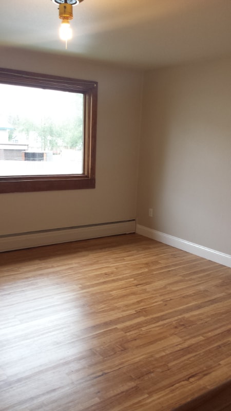 Building Photo - 548 2nd St