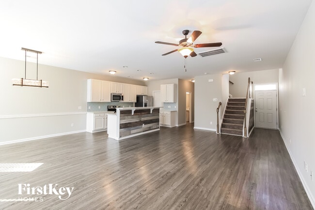 Foto del edificio - 9006 Cat Tail Pond Rd