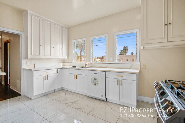 Foto del edificio - 1462 1/2 S Holt Ave-1462