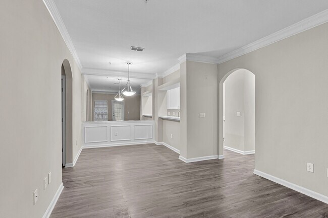 Foto del edificio - Creekside Corners