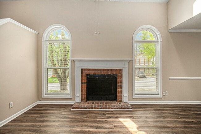 Photo - 3 bdrm  2.5 bath in Stone Mountain House