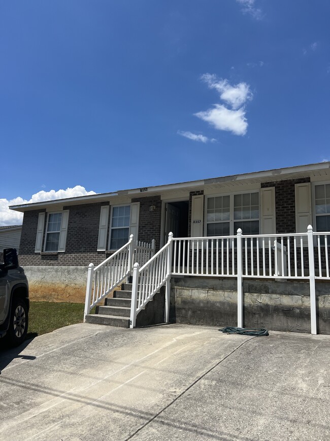 Foto del edificio - 8357 Shawn Ridge Dr