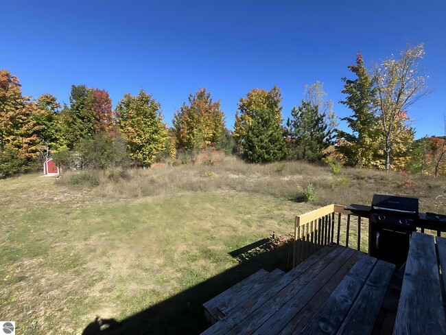 Building Photo - 6141 E Hoxie Rd