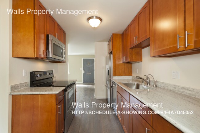 Foto del edificio - 216 NW 70th St