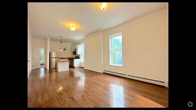 Building Photo - 153 Lander St