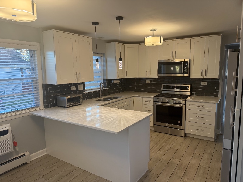 Primary Photo - 2601 N 75th Ct