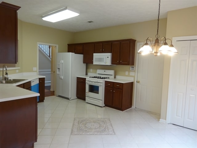 Building Photo - 3230 Sonata Ln
