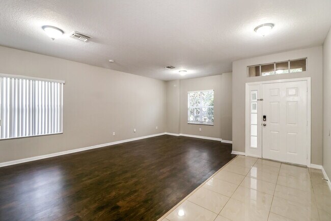 Foto del edificio - 4123 Beaumont Loop