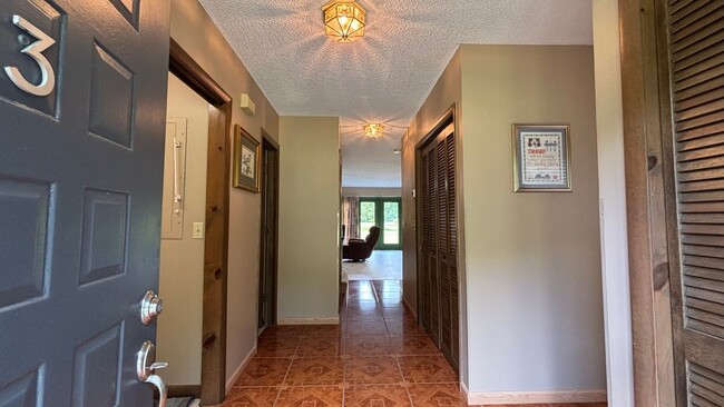 Foto del edificio - 4164 Old Webb Creek Rd