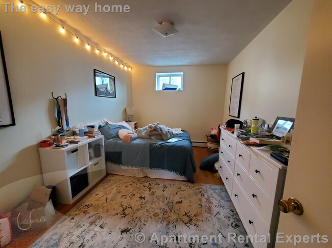 Photo - 10 Winter St Apartment