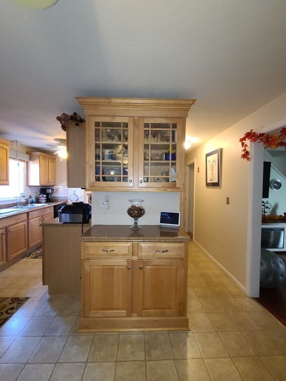 Building Photo - 99 Cortland Cir