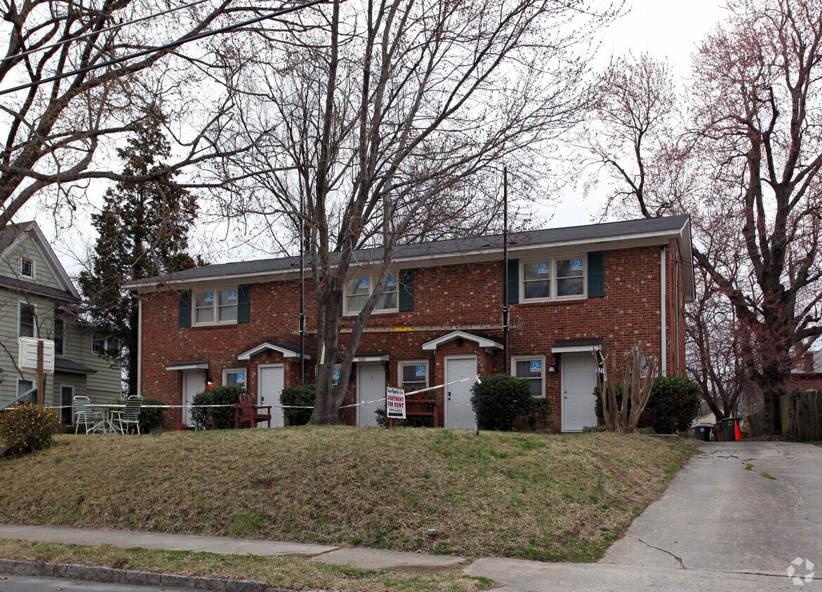 Primary Photo - 688 Chestnut St