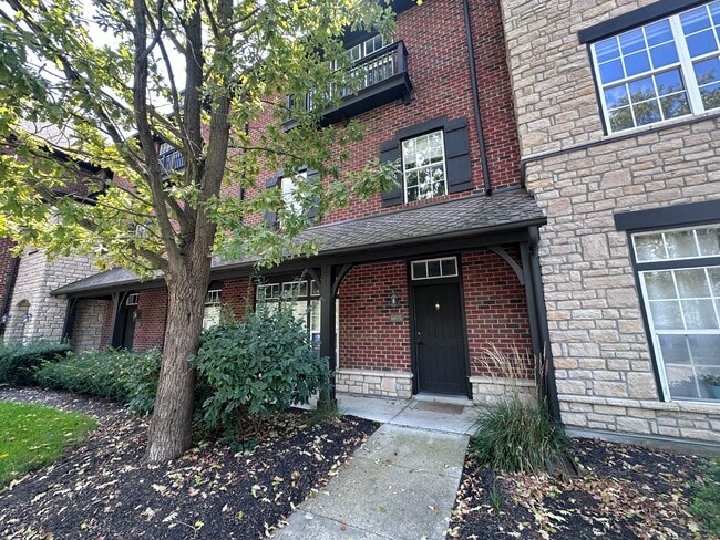 Building Photo - 6015 Craughwell Ln