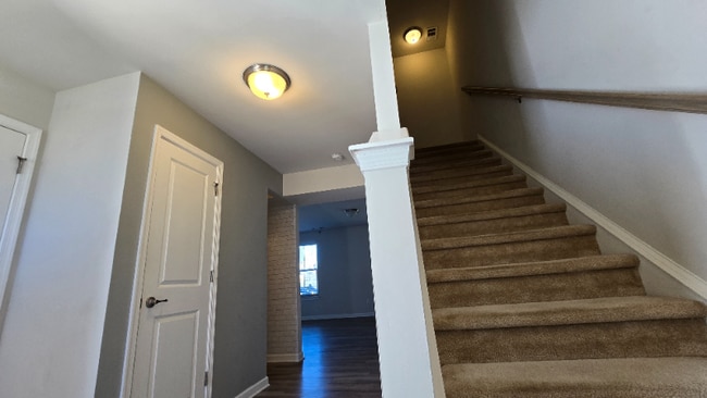 Foto del edificio - 2539 Grove Park Way