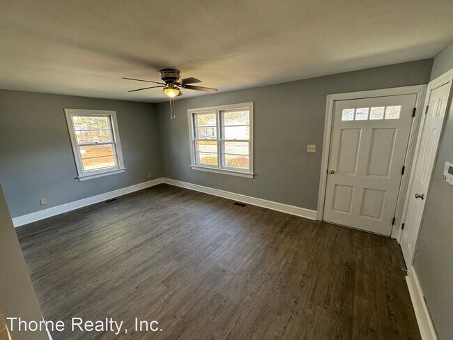 Building Photo - 3 br, 2.5 bath House - 1300 Hargrove Street