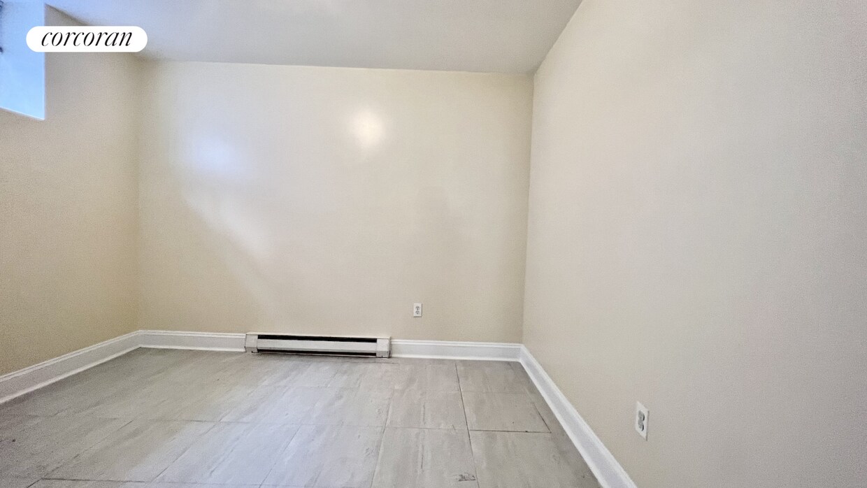 29 Monahan Ave Unit 1, Staten Island, NY 10314 Room for Rent in