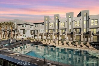 Building Photo - 1415 W Cara Dr
