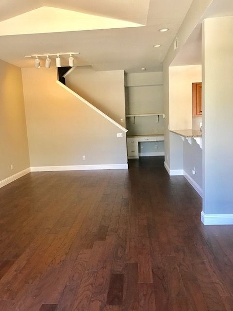Building Photo - 6500 Silver Mesa Dr