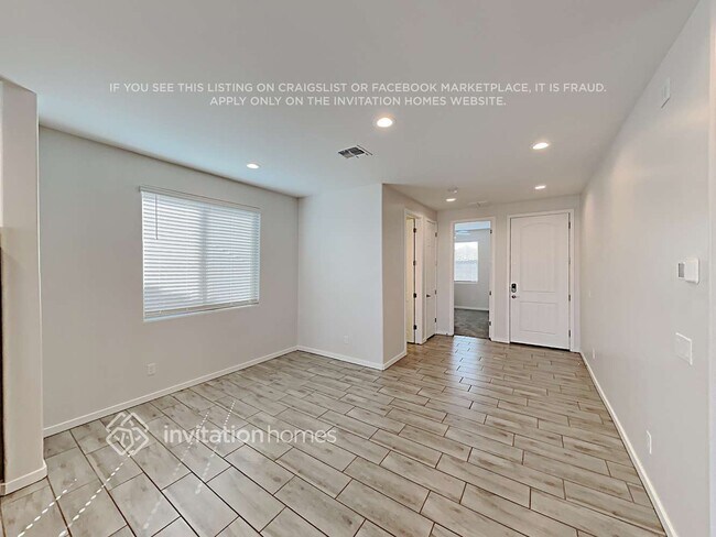 Foto del edificio - 19694 W Turney Ave