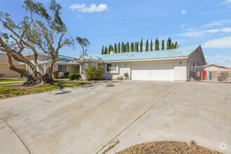 Building Photo - 2503 Brentwood Dr