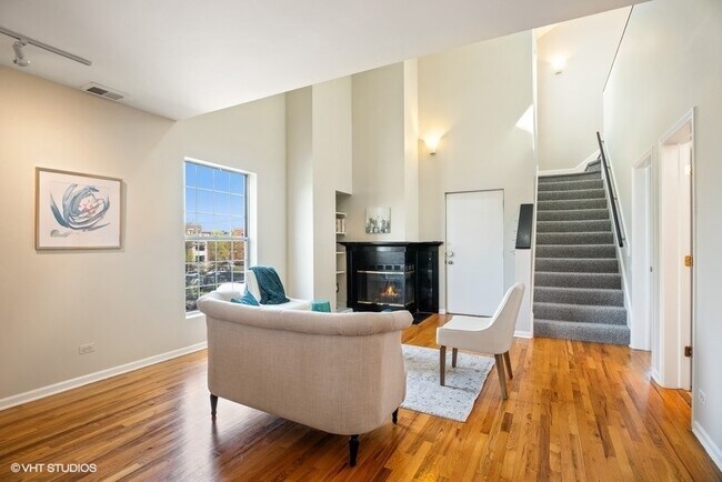 Foto del edificio - 1640 W Diversey Pkwy