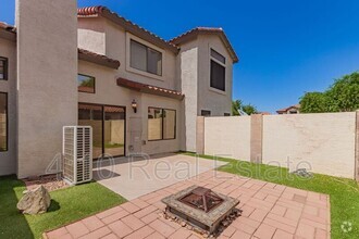 Building Photo - 1149 W Edgewater Dr