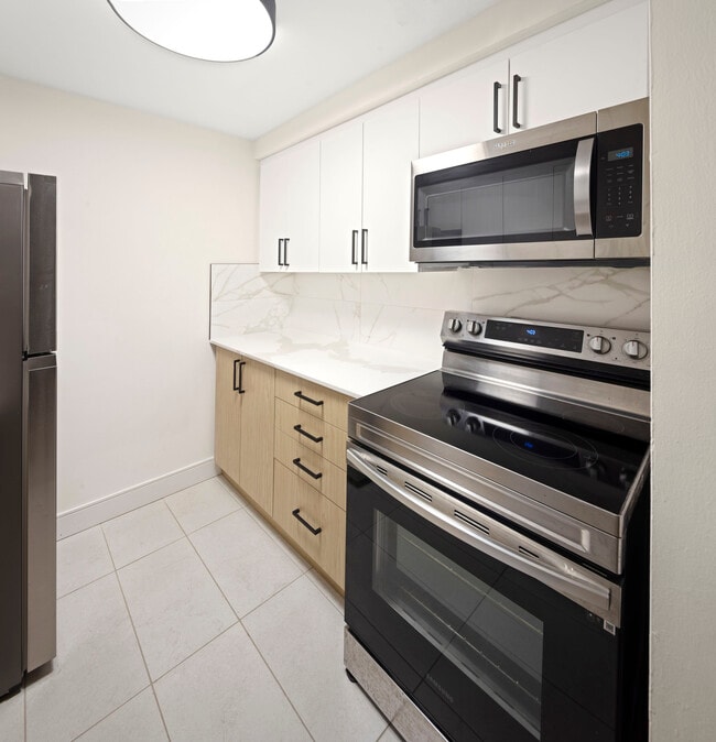 Building Photo - 75 Old Chicopee Drive