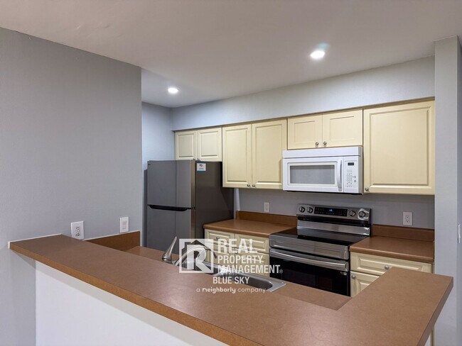 Foto del edificio - 9481 Highland Oak Dr