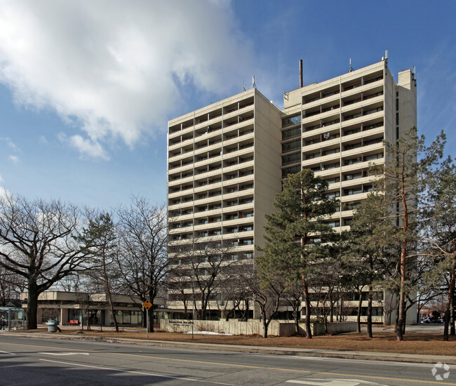 Edwards Manor Apartments - 340 Royal York Rd Toronto, ON | Apartments.com