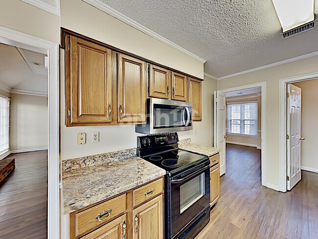 Building Photo - 4031 Birch Glen Drive