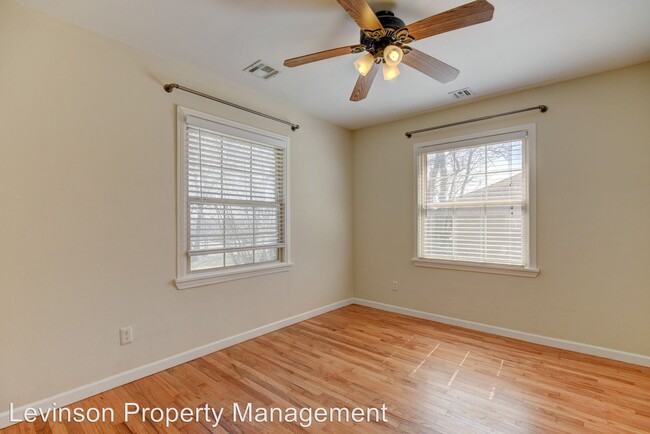 Building Photo - 3 br, 2 bath House - 807 S Littler Ave