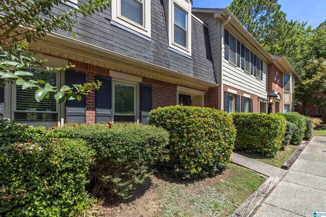 Foto del edificio - 22 Ashford Cir