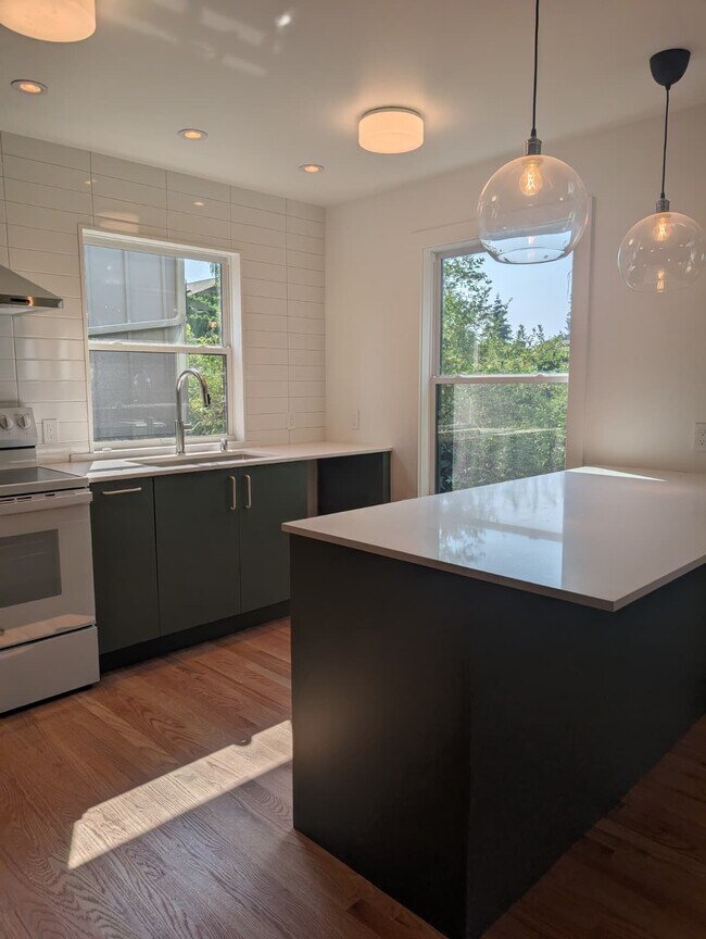 Foto del edificio - 5714 25th Ave NE